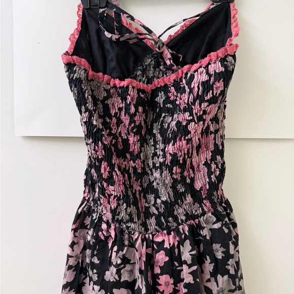 Sisley Black Dress with Pink and Gray Floral Print - Picture 3 of 6